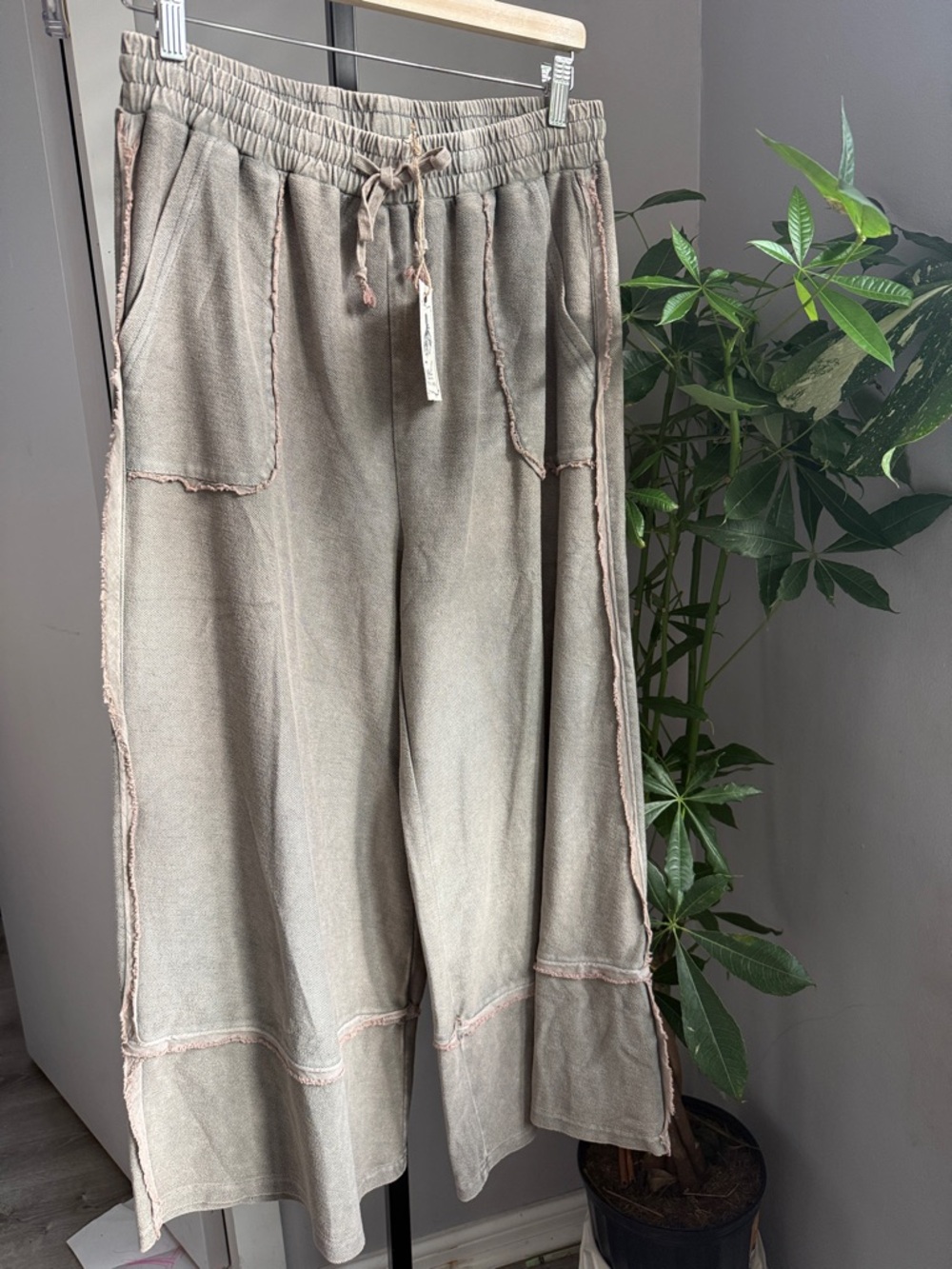 797 EASEL ASH MINERAL WASHED TERRY PALAZZO PANTS SML NWT - Picture 6 of 6